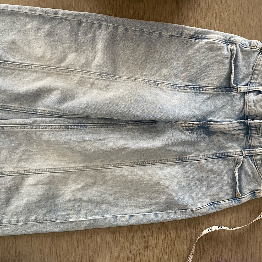 Gap front seamed jeans 2 short